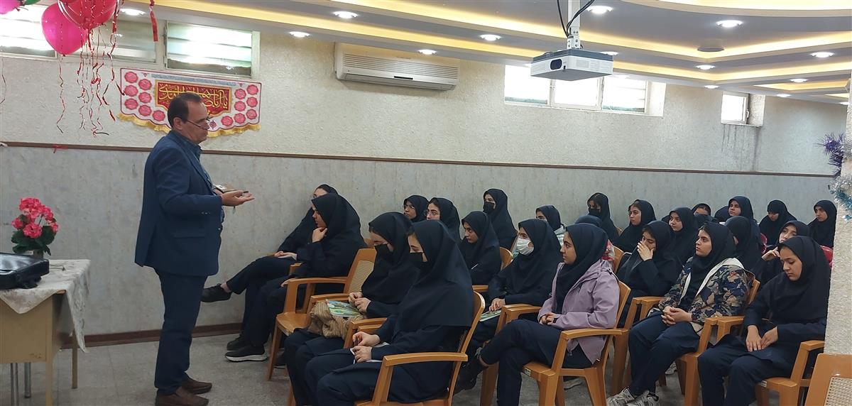 دعوت از جناب آقای دکتر بصیری دبیر جشنواره خوارزمی و المپیاد های علمی دانش آموزی